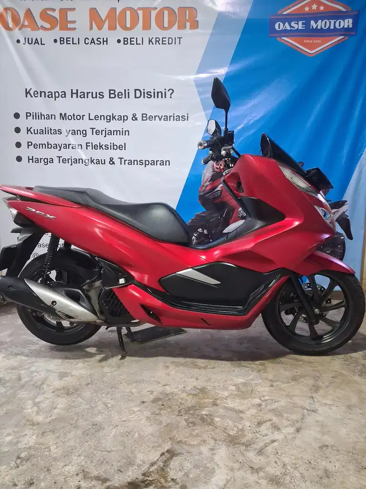 (A) Honda PCX 150cc tahun 2019