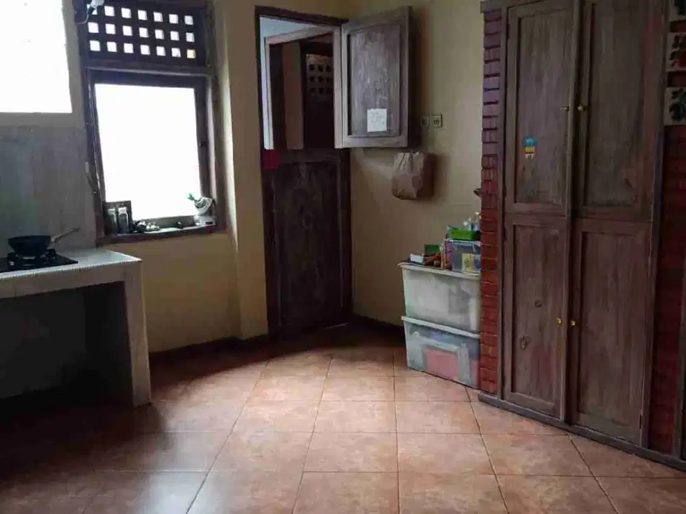 DI RUMAH SIAP HUNI DI CINANGKA DEPOK