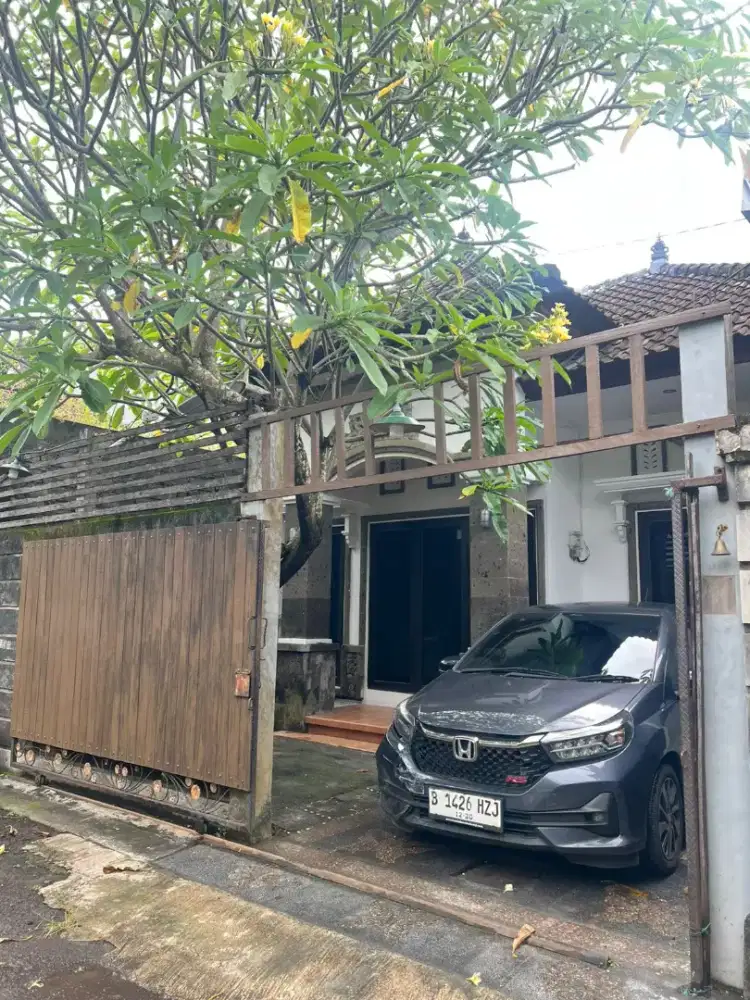 Rumah Taman Sari Kerobokan area Villa