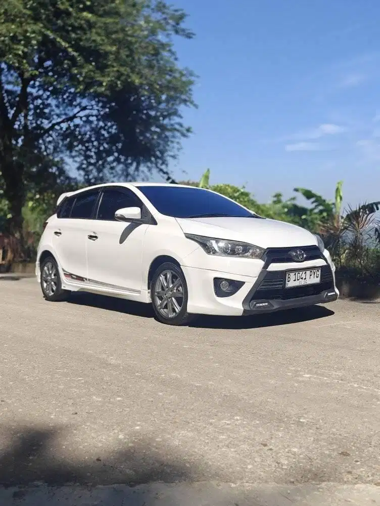 TOYOTA YARIS 1.5 TRD S AT 2015 Lgsg Atas Nama Pembeli! Orisinil!