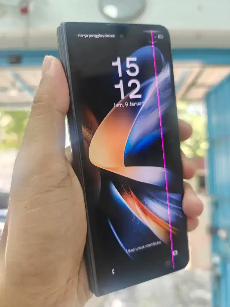 Samsung fold 4 minus layar dalam mati