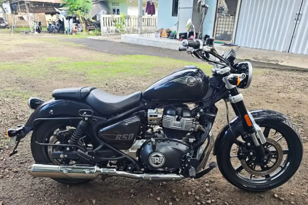 Royal enfield supermeteor 650