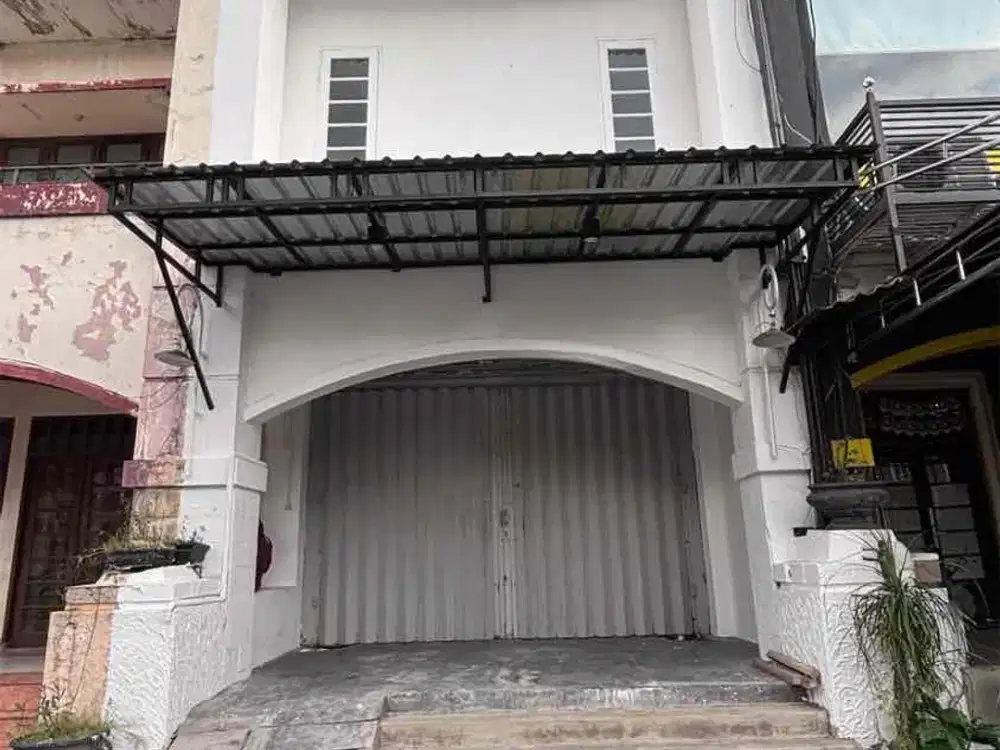 RUKO 2 LANTAI DI GAPURA LONTAR UTARA CITRALAND SIAP PAKAI