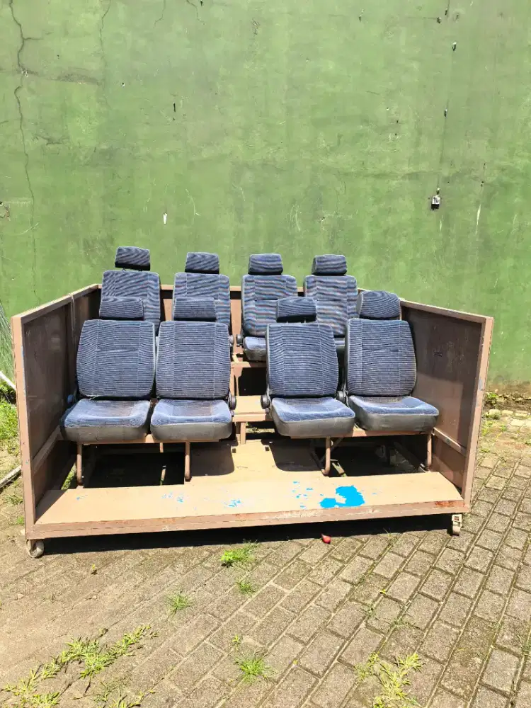 Kursi 8 seat Stadion Mini Olahraga Nobar Pakai roda 2m x 2m di Condet