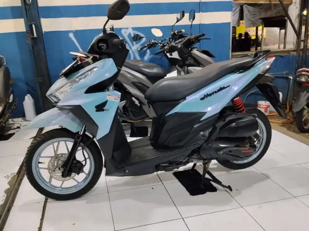 jual Honda Vario led old 150cc 2017 surat lengkap
