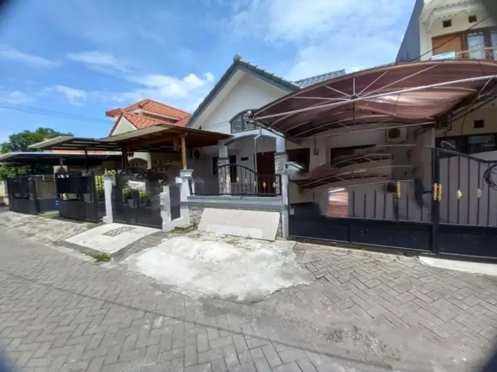Rumah Dijual Babatan Pratama *HN
