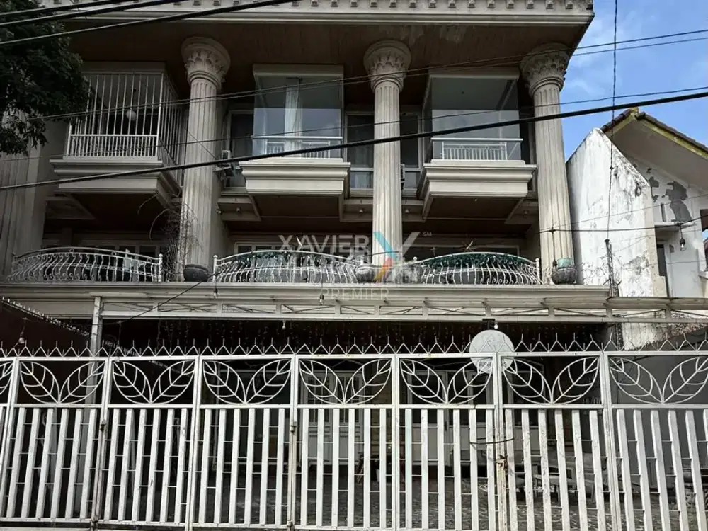 Dijual Ruang Usaha Semi Furnish Kawasan Bisnis di Ciliwung Malang