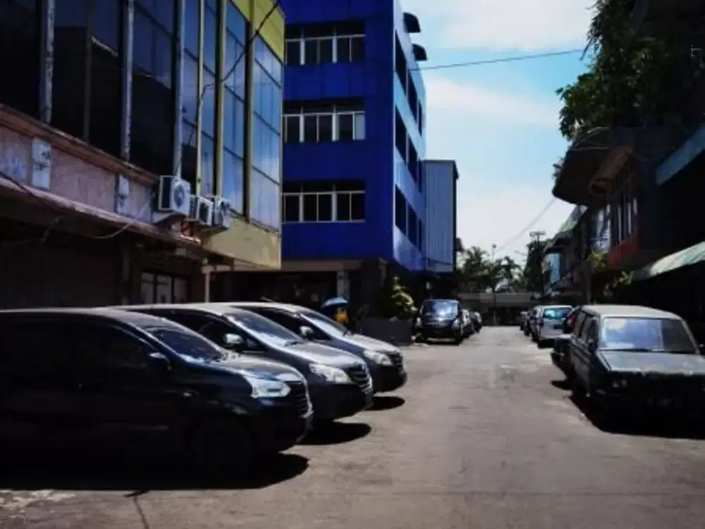 Ruko strategis 4,5lt di Darmo Park I