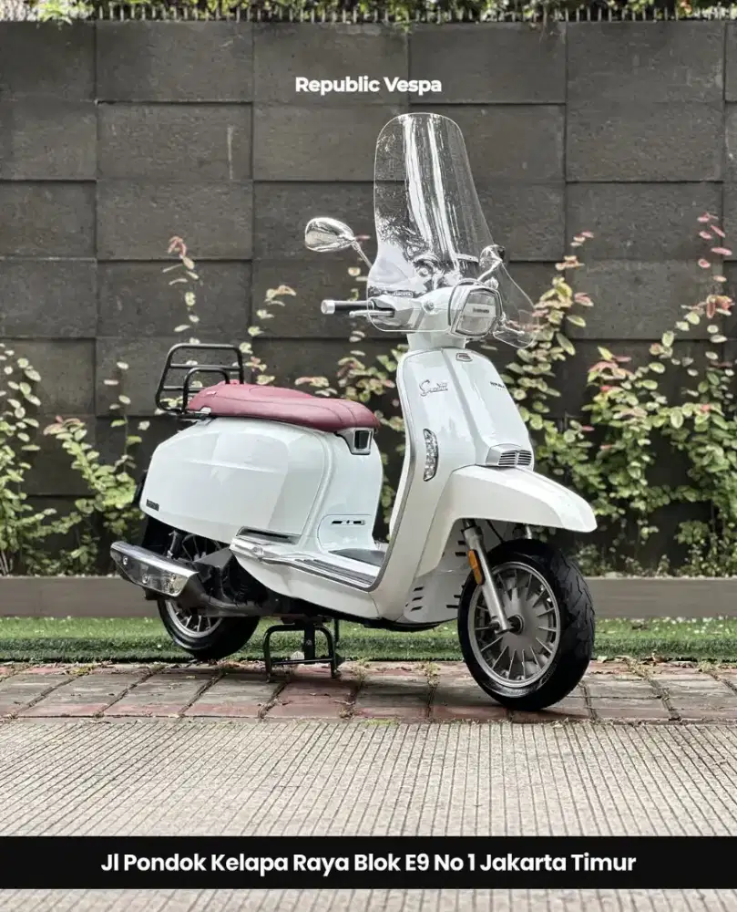 LAMBRETTA SPECIAL V200 TH 2019 WARNA PUTIH PERFECT CONDITION