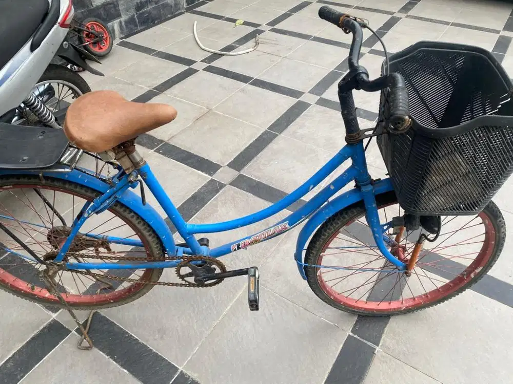 Sepeda santai siap pakai