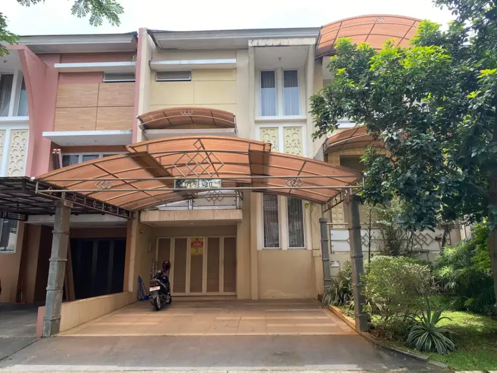 Dijual Rumah Grand Wisata 2 Lantai, Luas Tanah 200M2, Kamar 4+1, Full Furnished, bisa KPR, Hanya 100M Dari Mall Living World Grand Wisata Bekasi