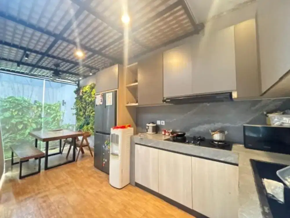 Dijual Rumah Grand Wisata 2 Lantai, Luas 133M2, Kamar 3+1, Full Furnished, SHM, bisa KPR, Akses Langsung Tol Tambun, 1Km Dari Mall Living World Grand