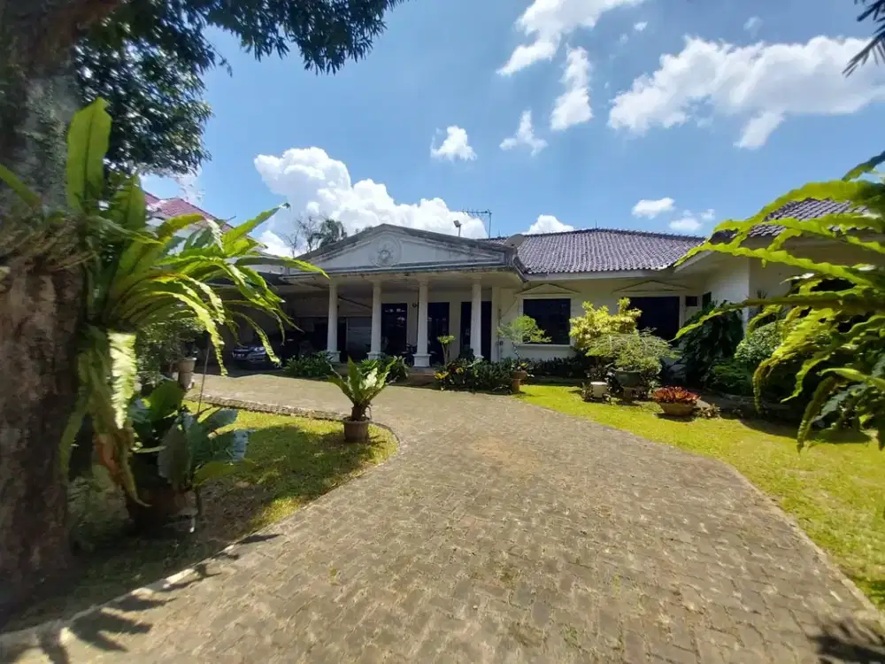 Rumah Lahan Luas Lokasi Premium di Pejaten Barat Harga NJOP