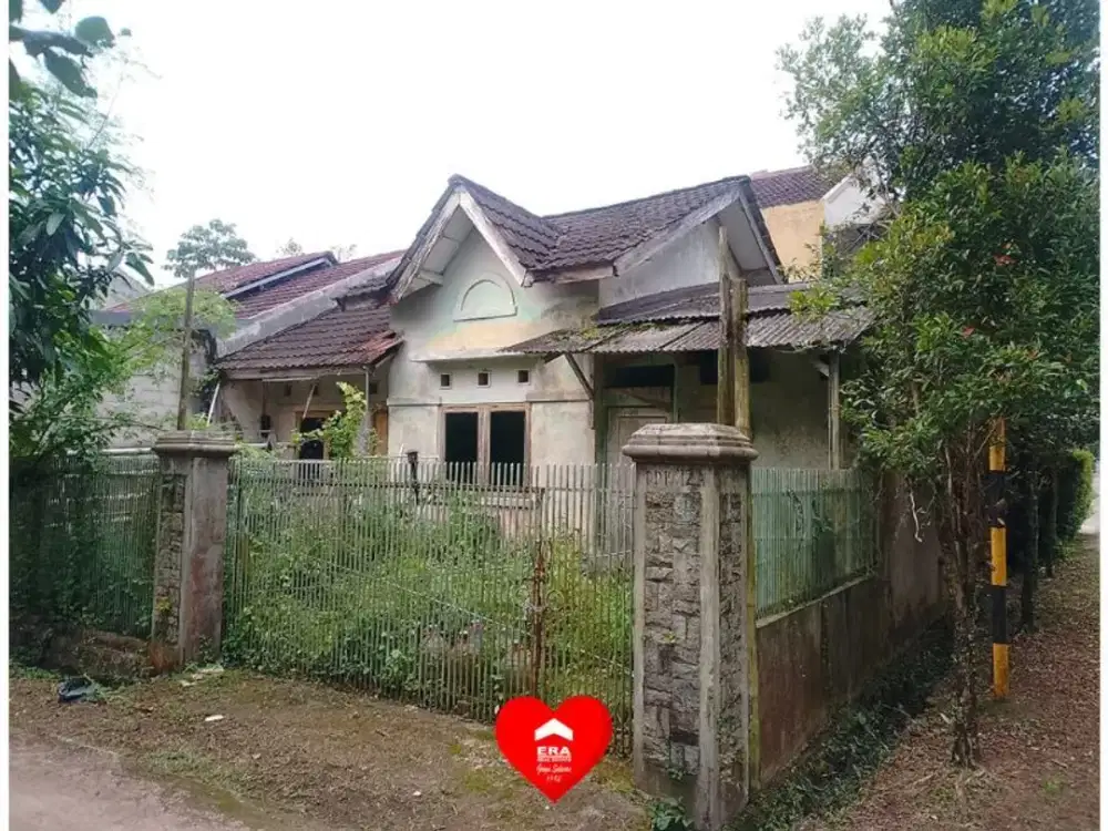 Rumah Tua Hitung Tanah di Komp. Candraloka, Kahuripan, Bogor