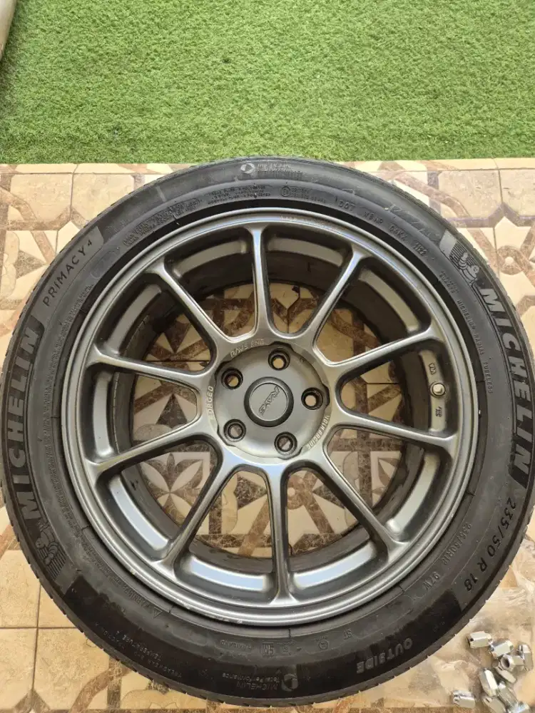 1 set michelin include velg, BU dijual cepat buat lebaran.