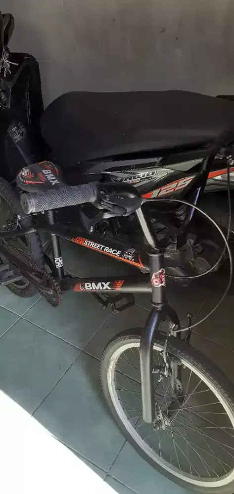 sepeda nmx ukuran 20 inci siap pakai
