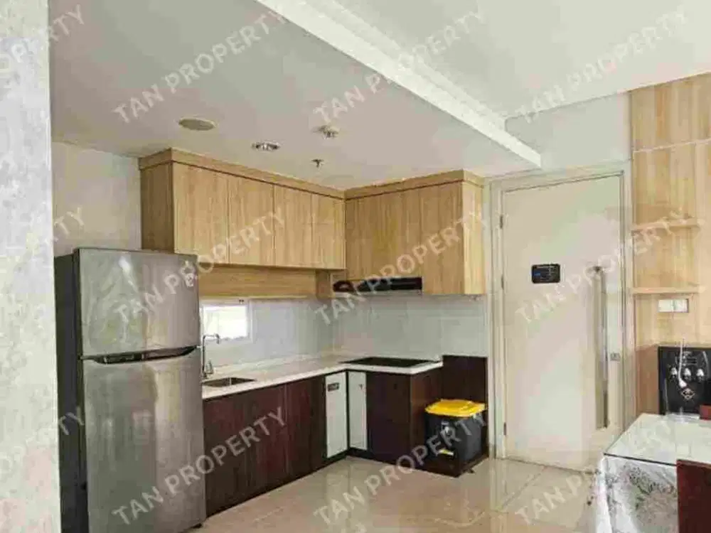 disewakan type 4 kamar dengan view danau di gading serpong