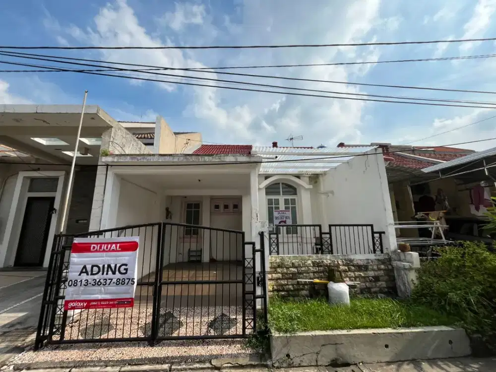 Rumah Puri Asri satu setengah lantai pakuwon city