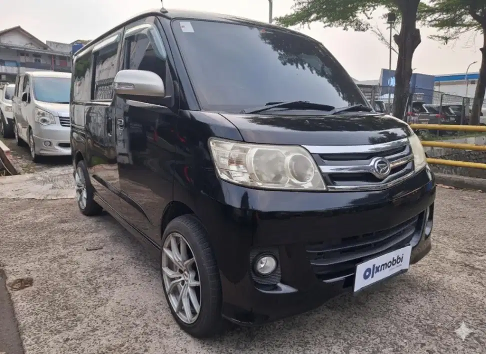 Nego Pajak Hidup Harga Murah Daihatsu Luxio 2013 BRUS