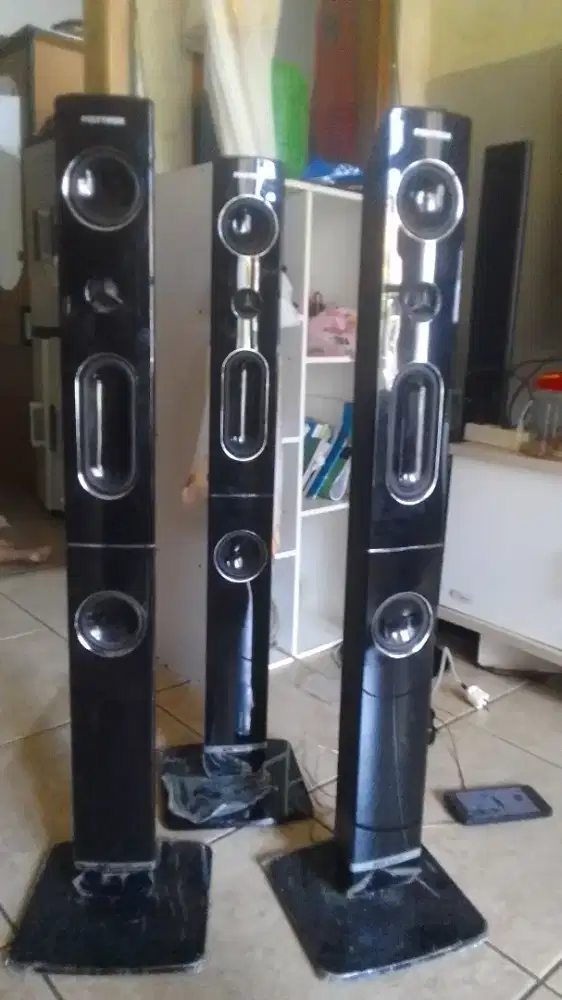 Spker tower Polytron normal