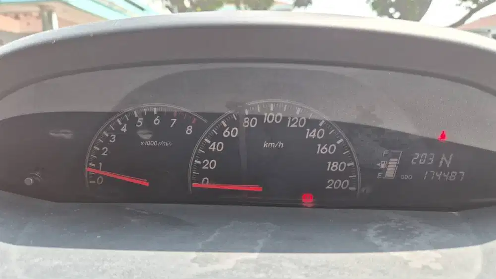 Toyota Yaris 1.5 J/AT 2011