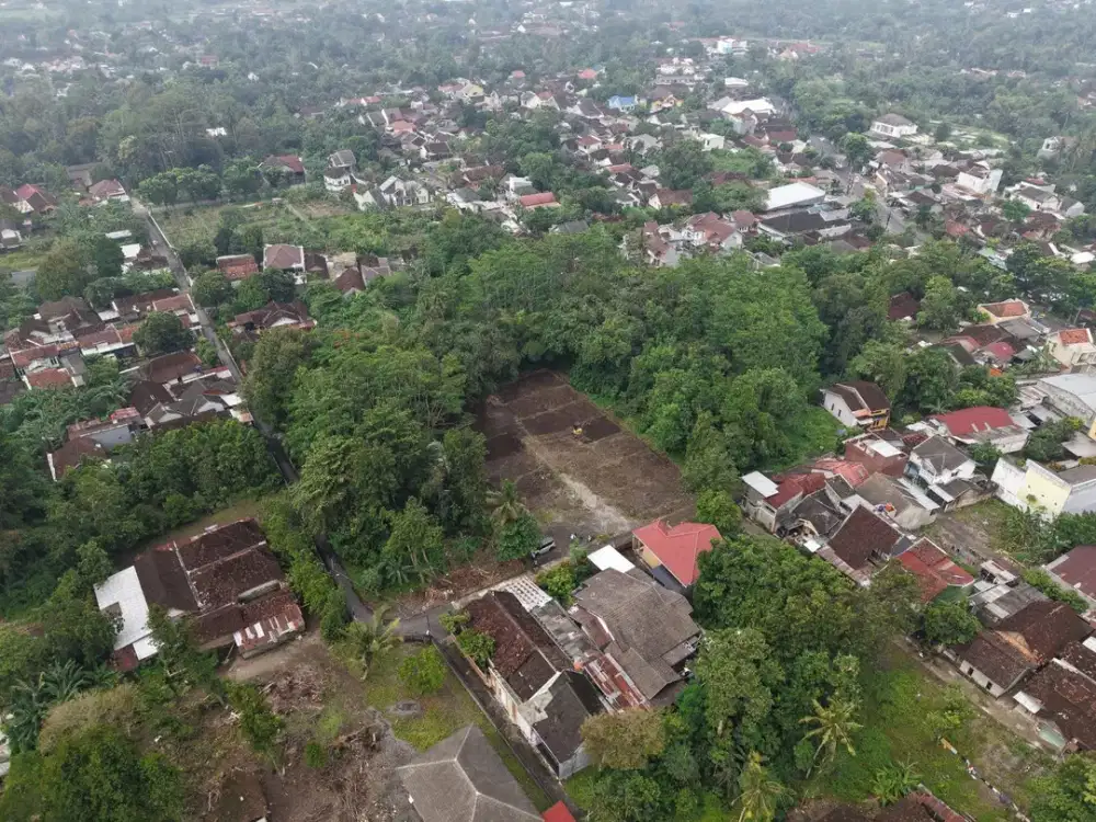 3 Menit Lapangan Denggung Sleman Tanah Siap AJB