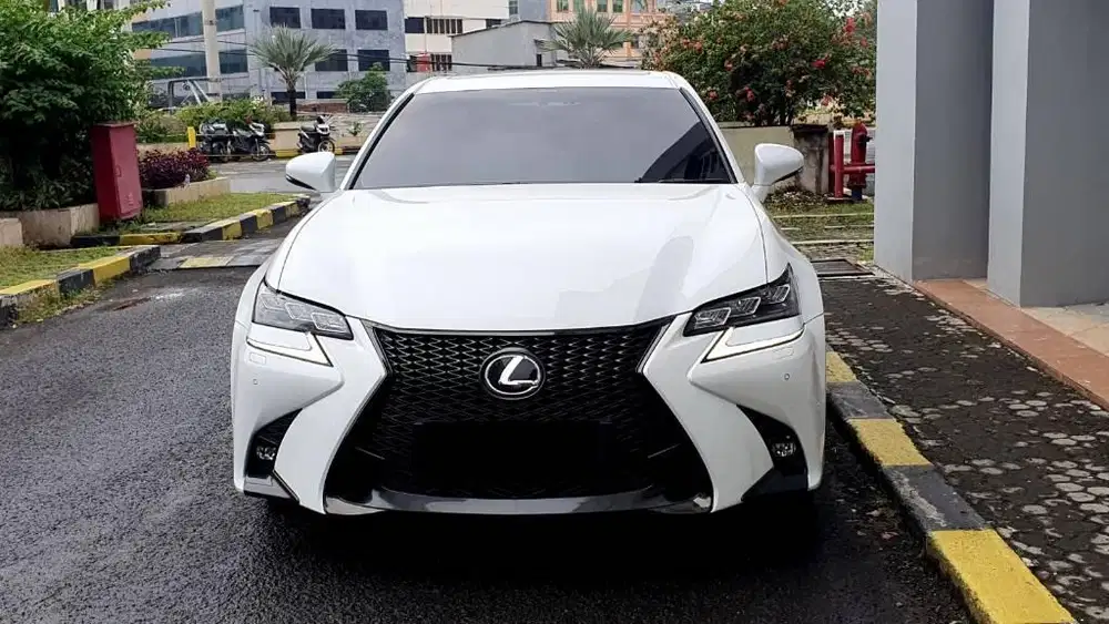 Lexus GS200  GS 200 F-Sport Fullspec 2017 Putih Km.34rb