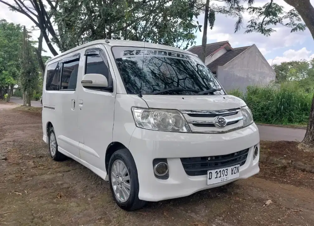 100% mulus Daihatsu Luxio X Manual putih, AC double blower dingin