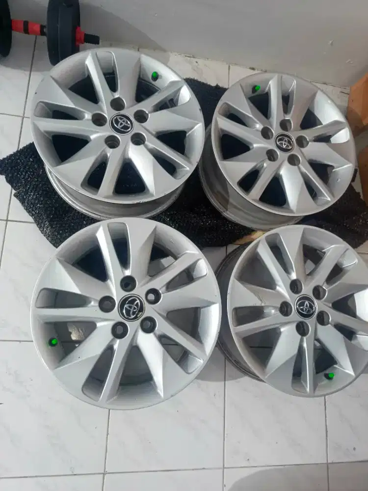 Velg inova reborn R16