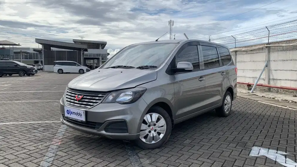 Pajak Panjang - Wuling Confero 1.5 Double Blower Bensin-MT 2023