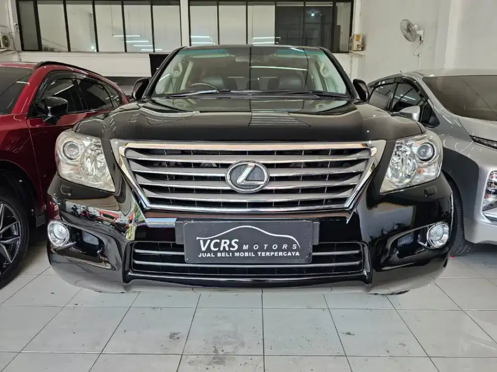 KM 39rb ANTIK LEXUS LX570 2011 KHUSUS YANG CARI KONDISI SUPER