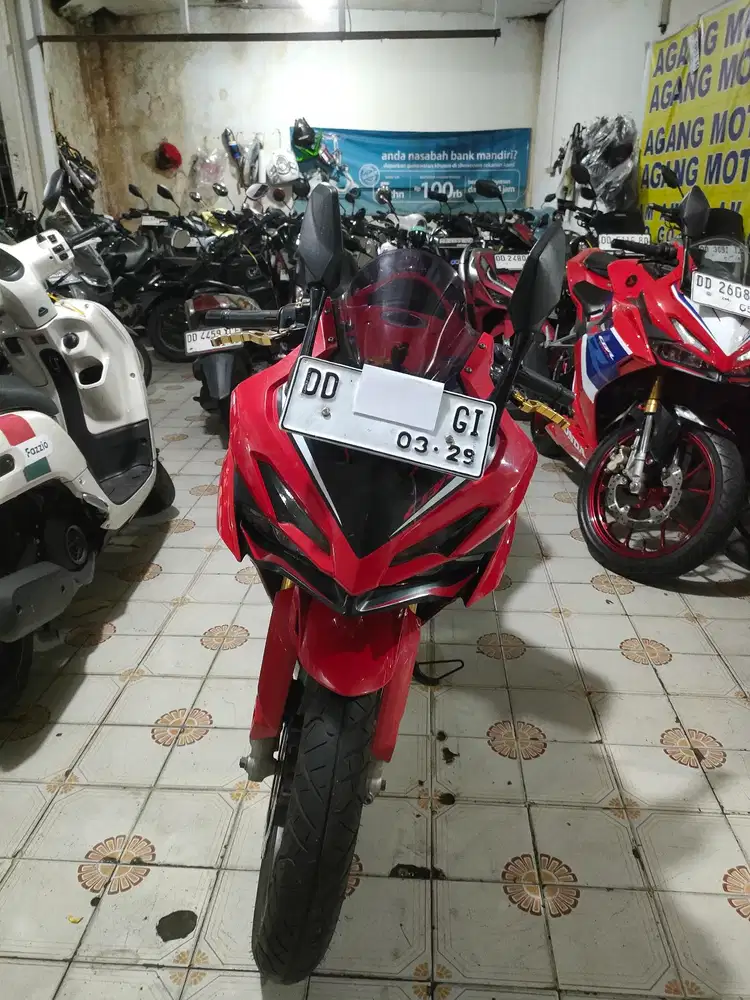 Honda CBR 150cc 2024 merah