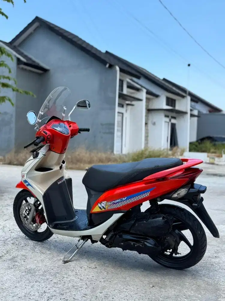 Dijual, TT / BT Spacy kalcer 2011 SS BPKB Only