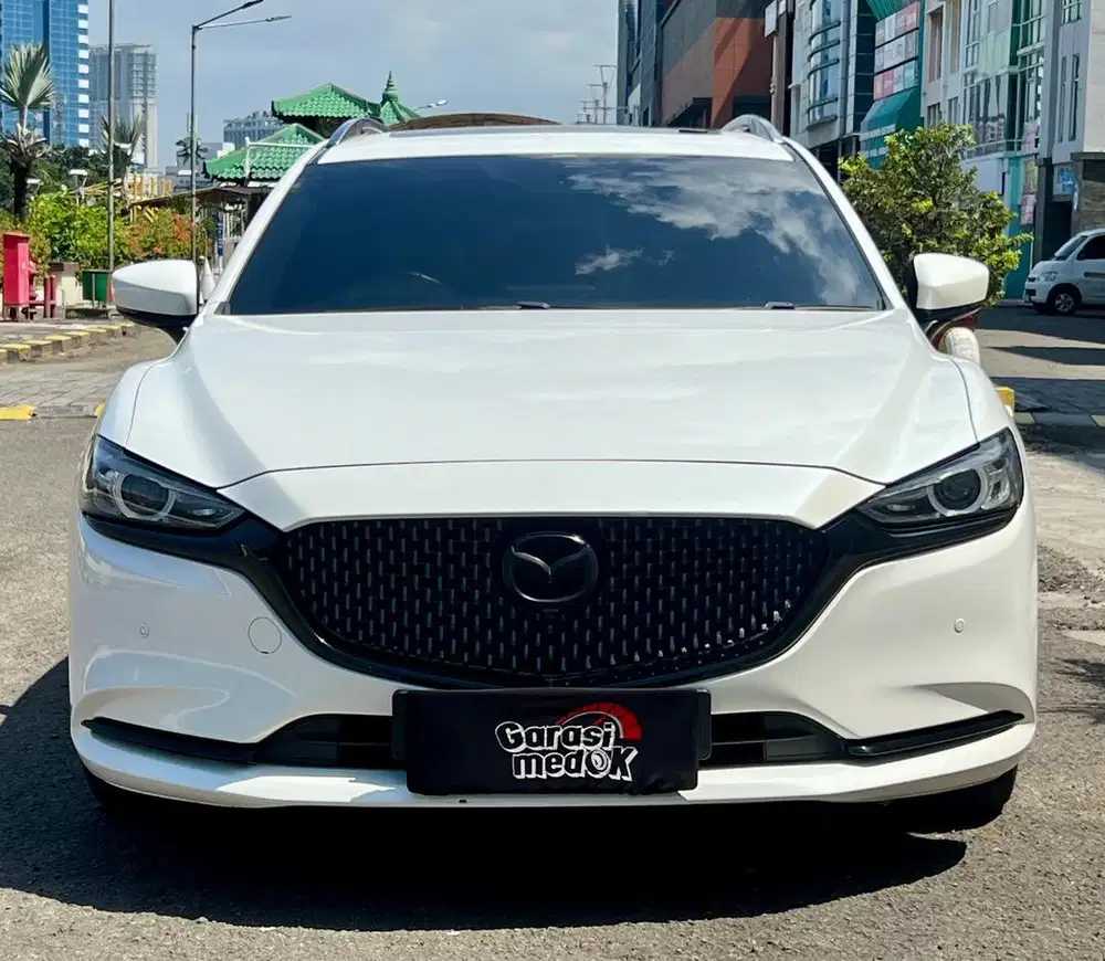 Mazda 6 estate wagon elite 2019 Antik Low KM Murah Bekas Putih Genap