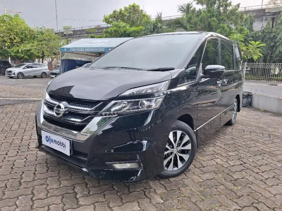 Terpercaya Nissan Serena 2.0 Highway Star Bensin-AT 2021 FKA