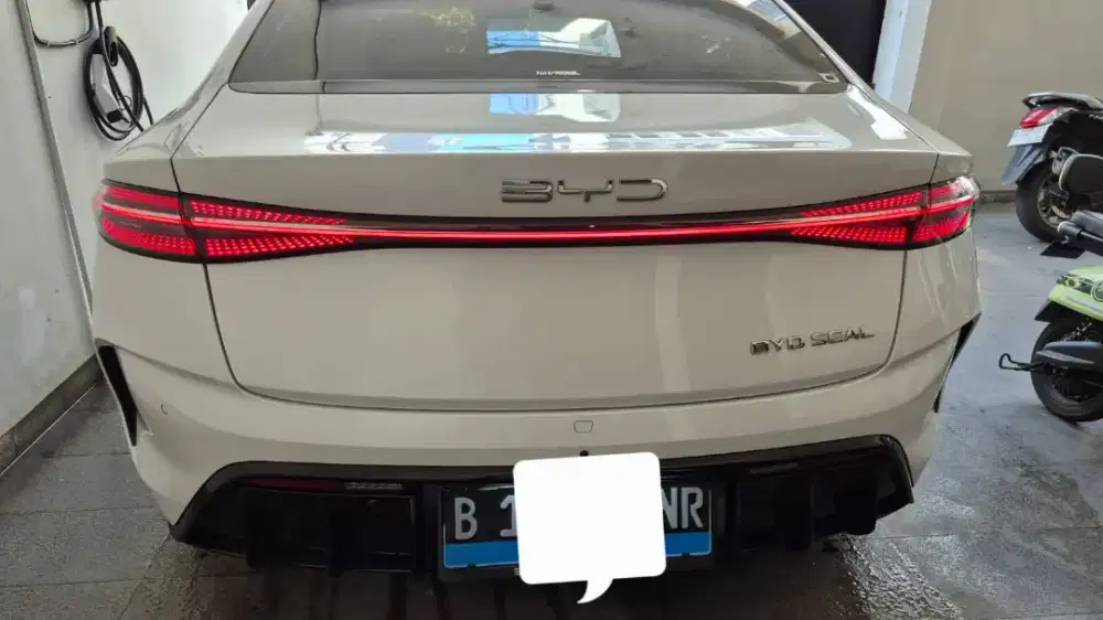 BYD Seal 2024 premium  km 8 rb