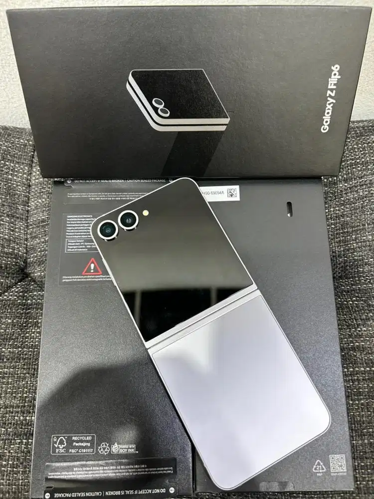Samsung Z Flip 6 5G , Silver Shadow , 12/256GB Resmi(bercak setitik)