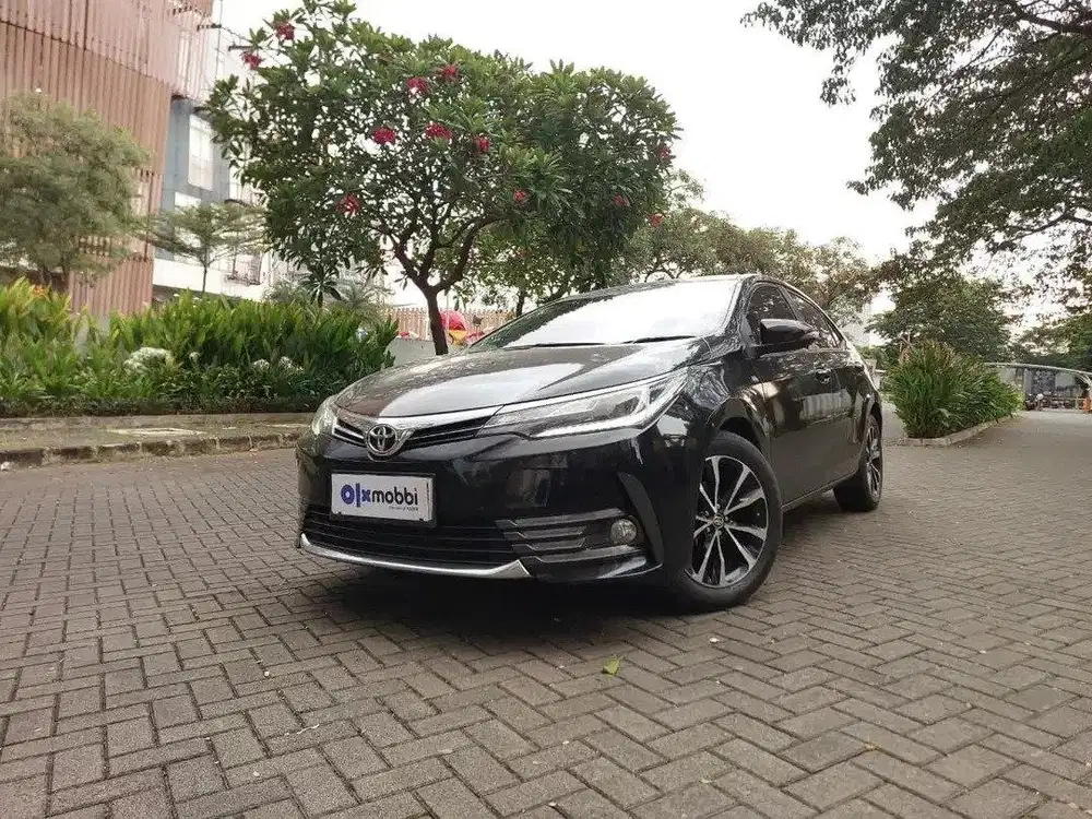 DP RENDAH - Toyota Corolla Altis 1.8 V Bensin-AT 2019