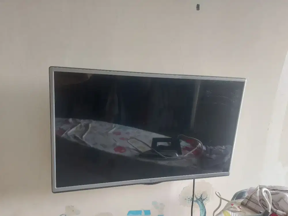 Televisi LCD MERK LG