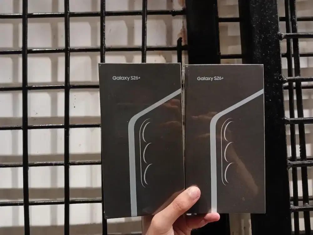 pre order new samsung galaxy S26 plus