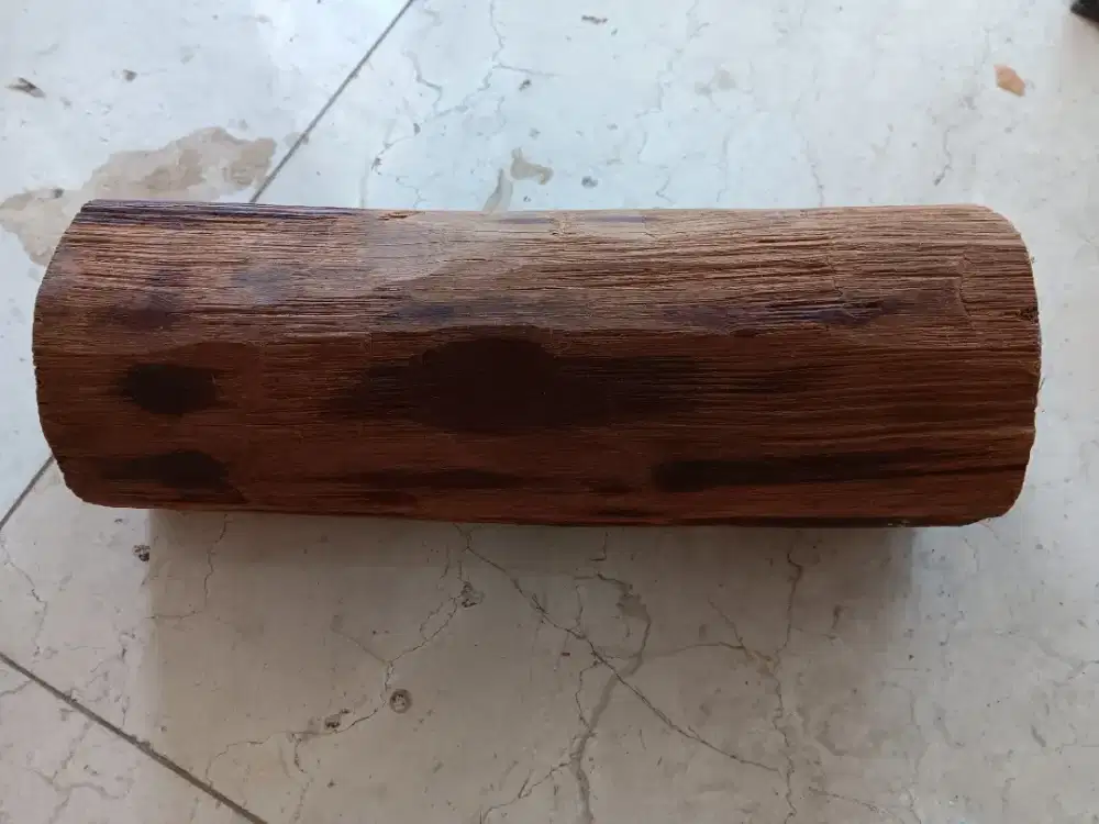 Kayu Gaharu Buaya 30cm x ~12cm