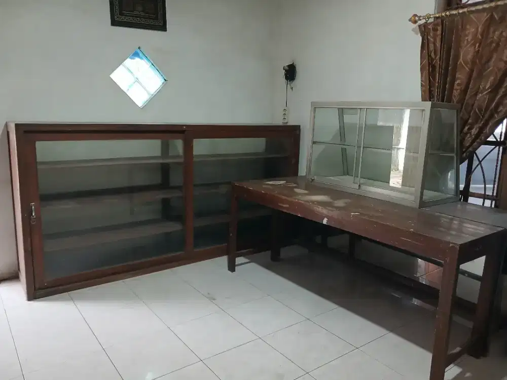 Perlengkapan Toko Kelontong