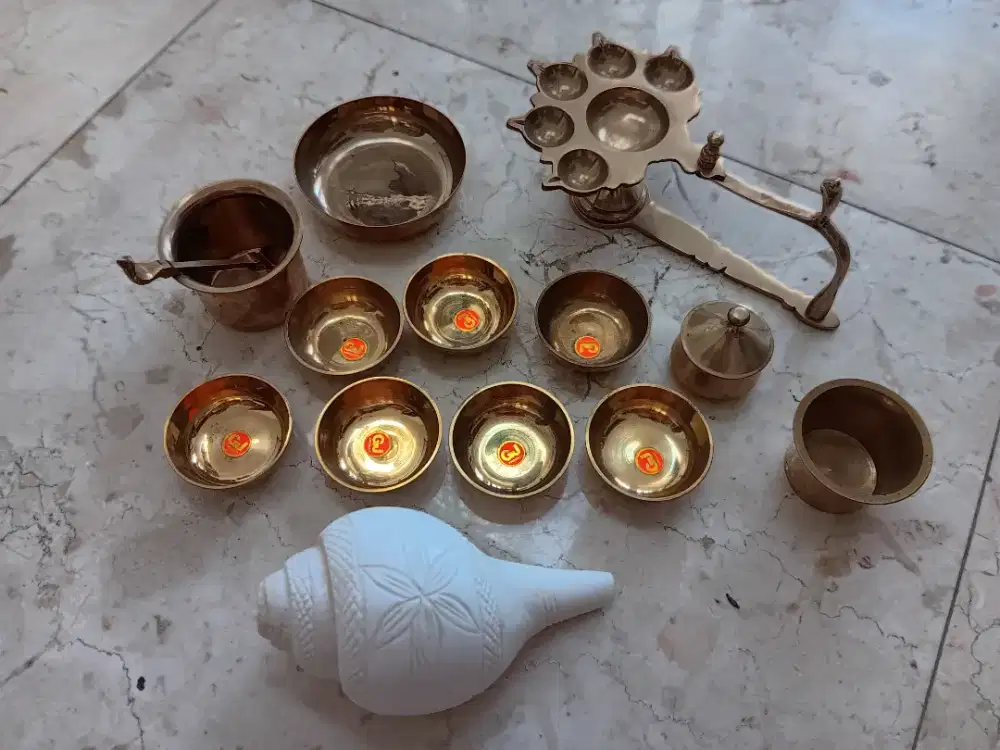 Set Lengkap Alat Puja Berkualitas dari India