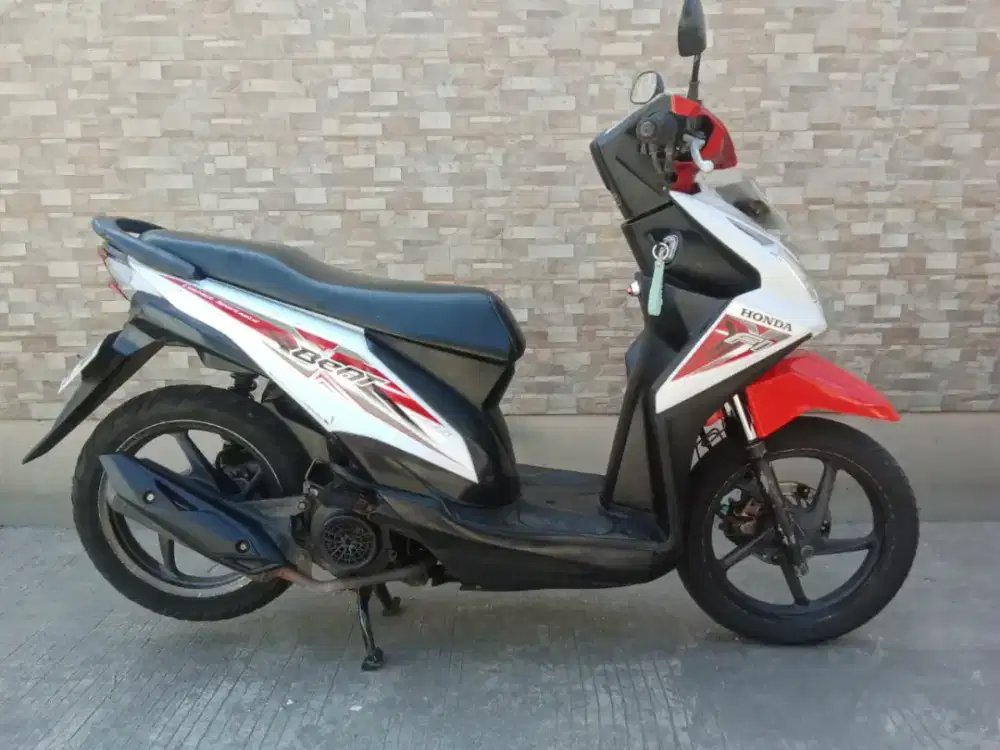 Dijual Honda Beat fi Stater halus 2016 mulus komplit