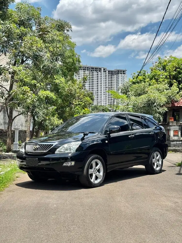 Cash Toyota Harrier L Prem 2010