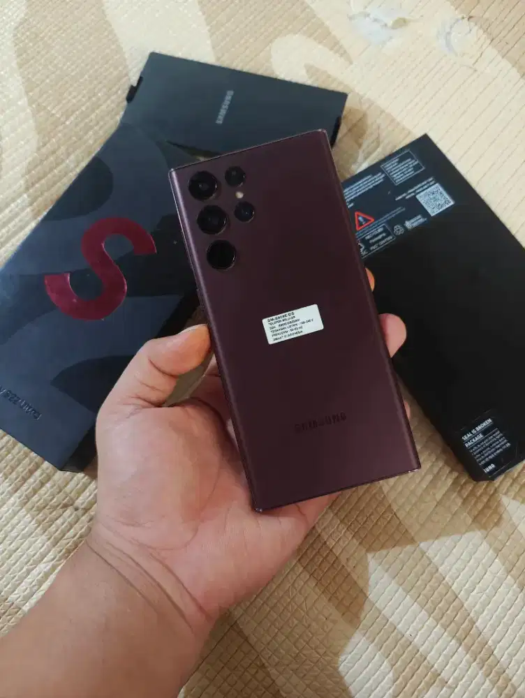 Samsung S22 ultra 12/512