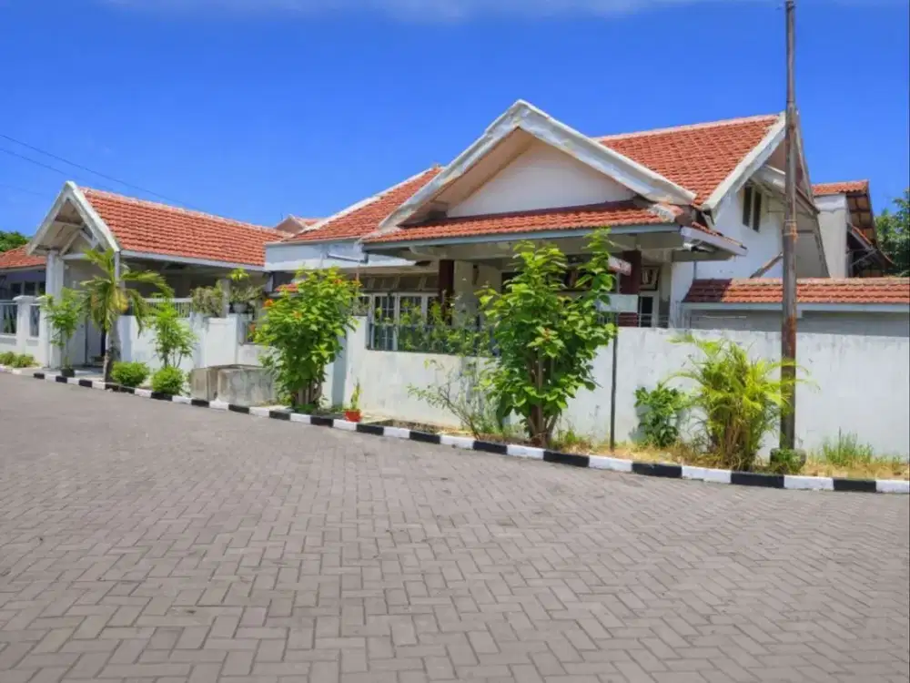 Rumah Medokan Asri STRATEGIS