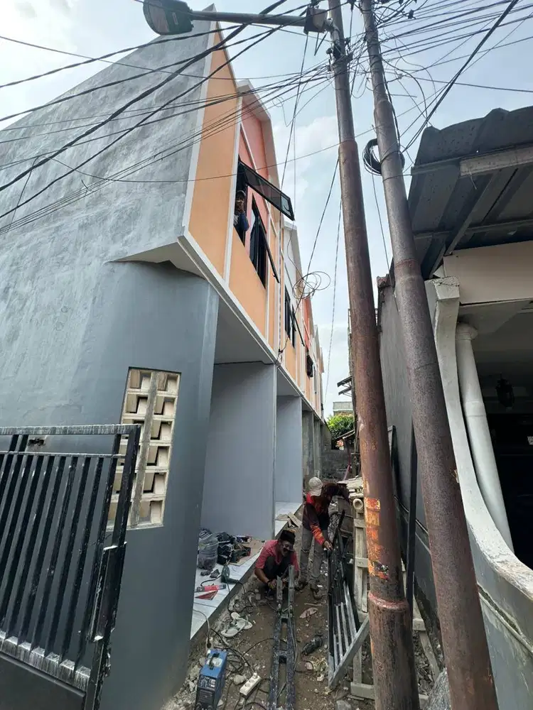 DIJUAL RUMAH BARU GRIYA BULAK SARI DI KALISARI - JAKARTA TIMUR