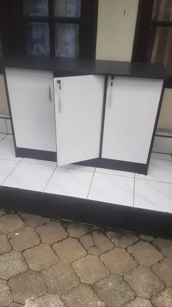 Lemari kecil Minimalis