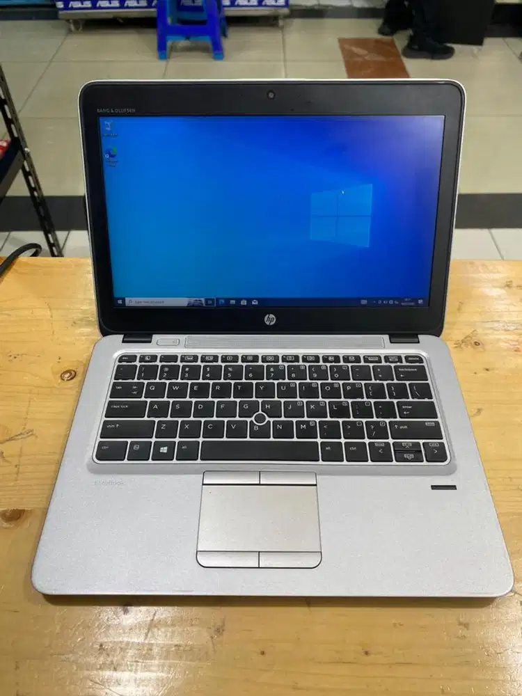 HP Elitebook 820 G3 i5 Gen6 8/256GB